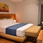 313 Center 4* Тирана