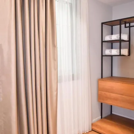 ホテル 313 Center 4*