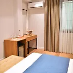313 Center 4*