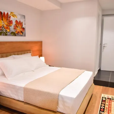 מלון 313 Center טיראנה