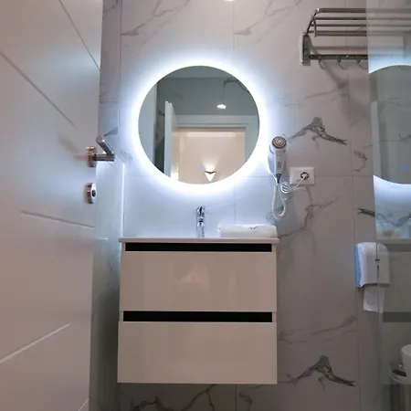 313 Center מלון 4*