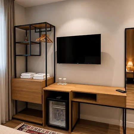 313 Center 4* טיראנה