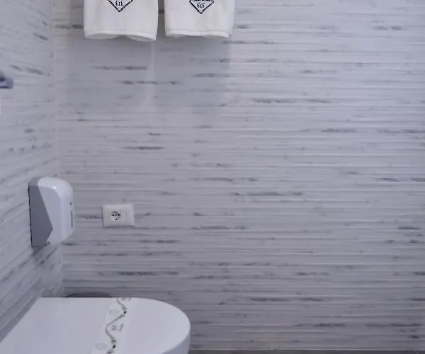 ホテル 313 Center