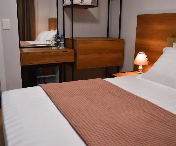 313 Center Hotell Tirana