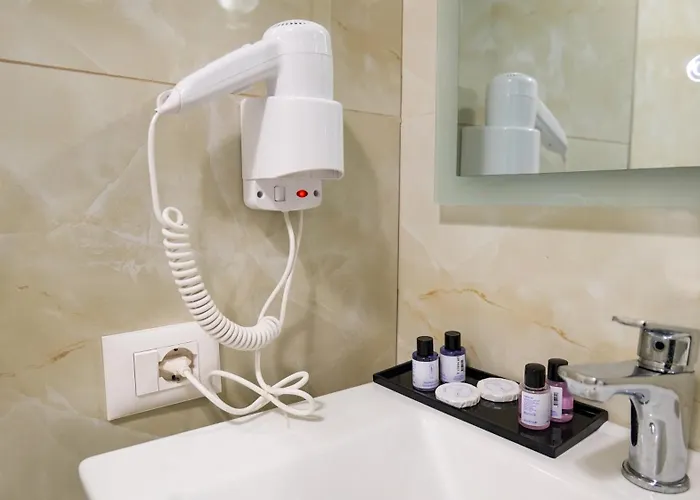 313 Center ホテル